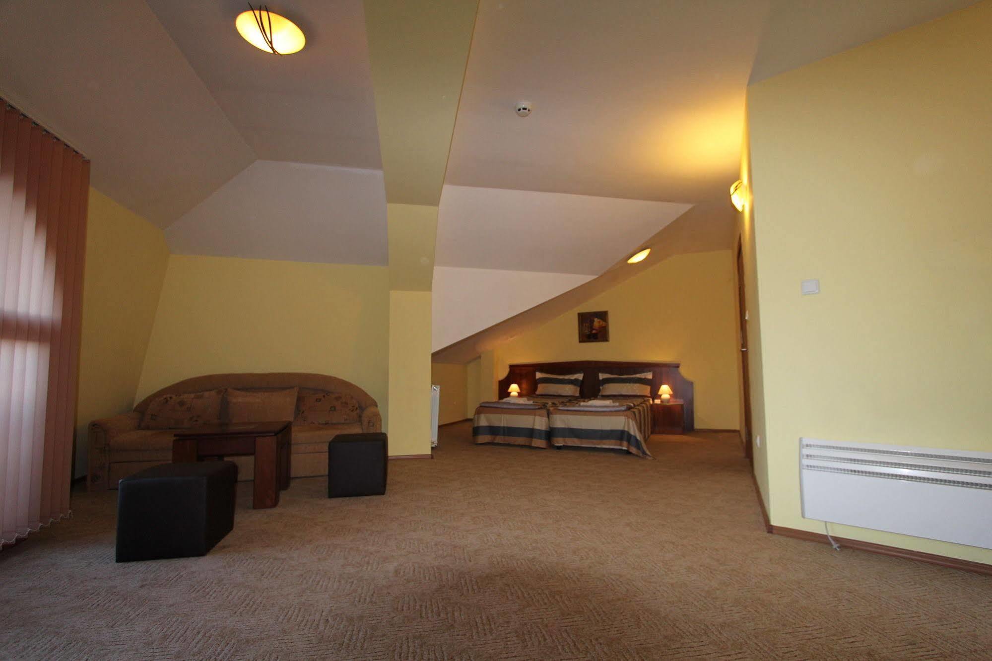 Kap House Family Hotel 3*